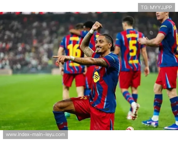 巴萨3-0完胜皇家奥维耶多，奥尔默拉菲尼亚破门