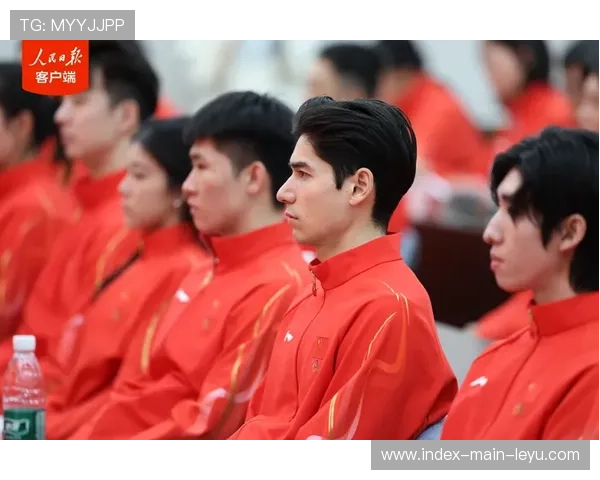 殷正：力争在米兰冬奥会滑出个人最佳水平